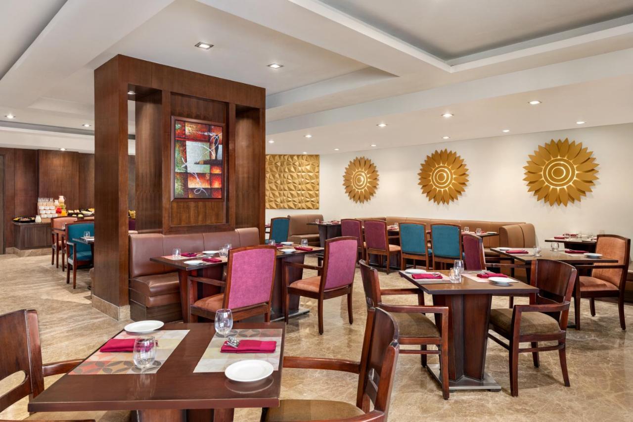 Ramada By Wyndham Jaipur North Hotel Екстериор снимка