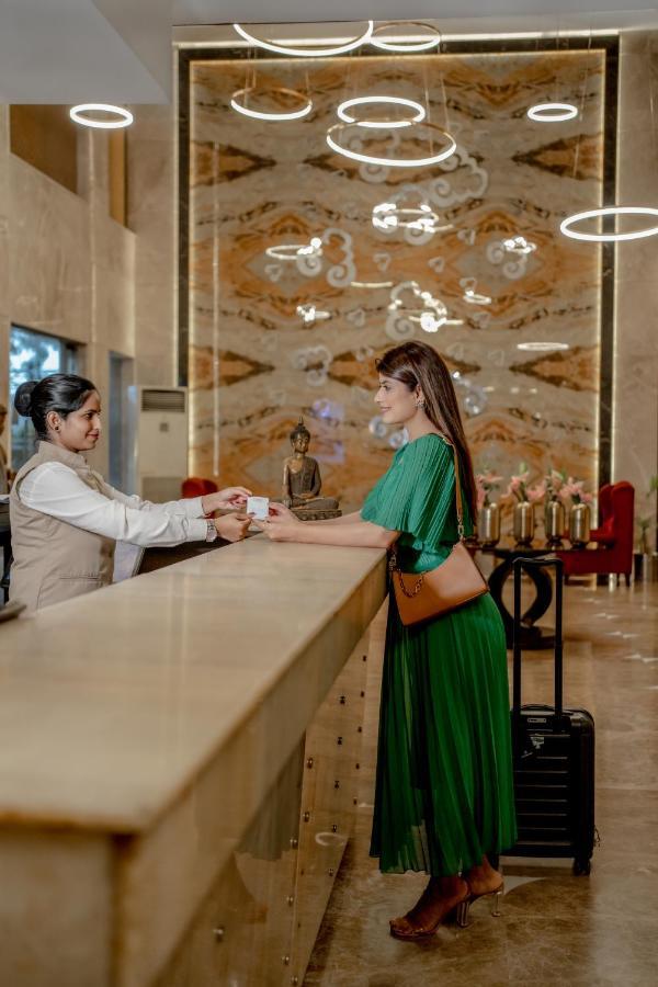 Ramada By Wyndham Jaipur North Hotel Екстериор снимка