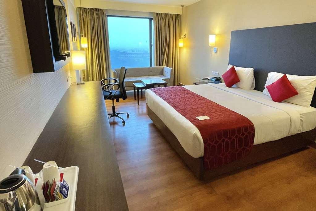 Ramada By Wyndham Jaipur North Hotel Стая снимка